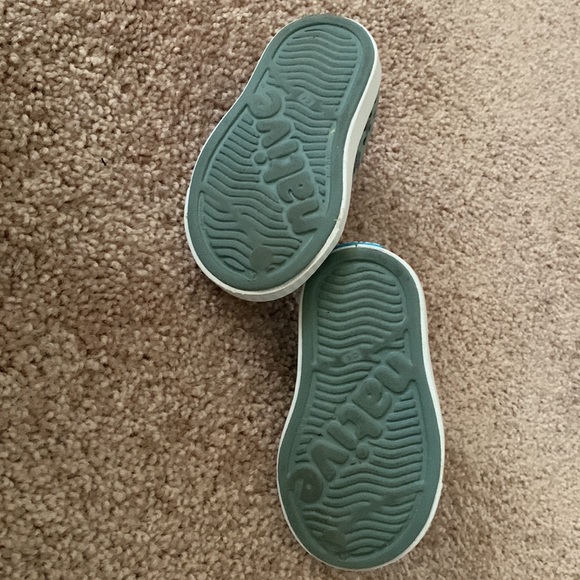 Native Shoes - Picture 2 of 2